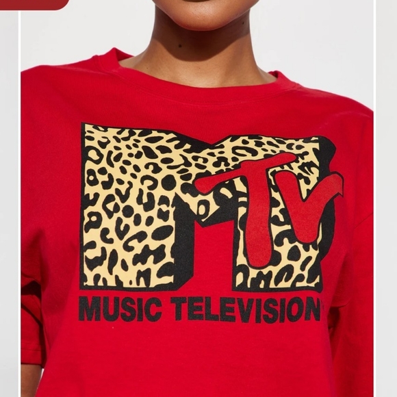 Brand new MTV crop top - Picture 4 of 5